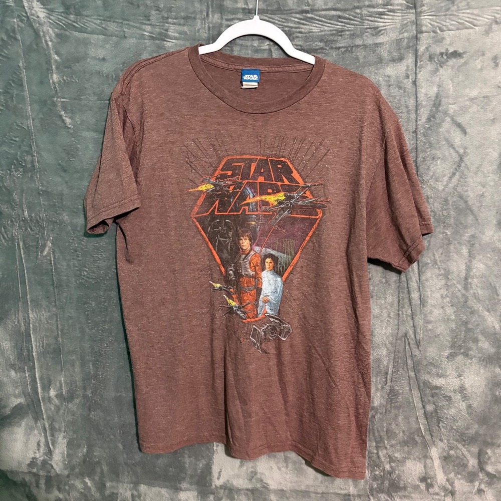 Old Navy Shirt Mens Large Star wars Luke Skywalker and Princess Leia